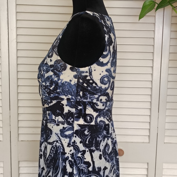 Chaps Navy & White Floral Maxi Dress Size M – Like New - Picture 7 of 15